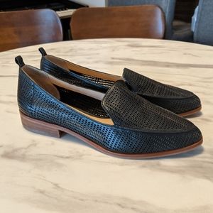 Vince Camuto leather flats